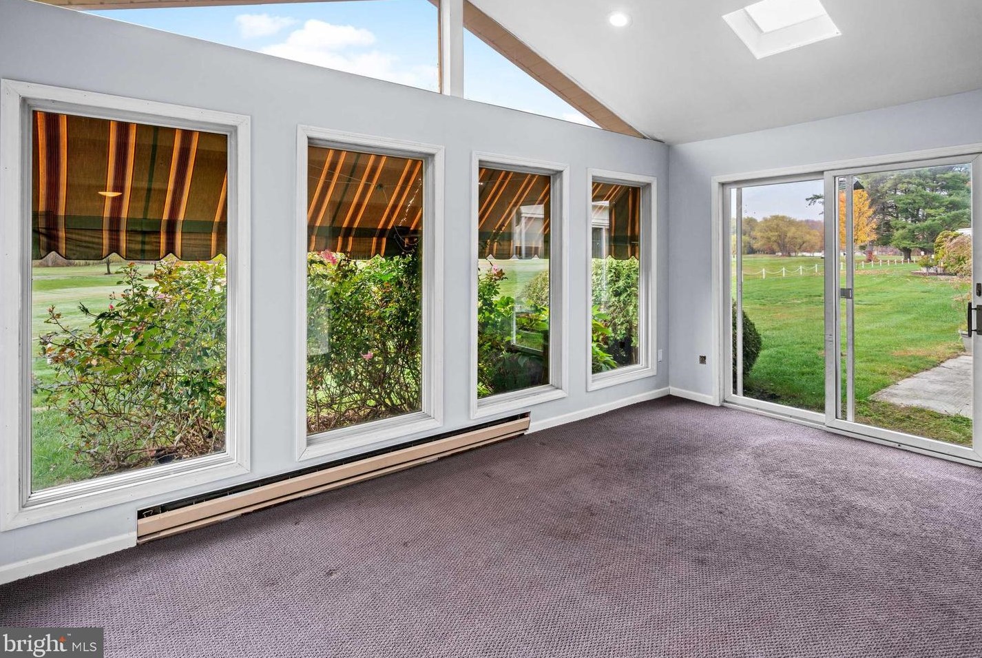 432 Andover Dr, Monroe Twp NJ 08831-7612 exterior