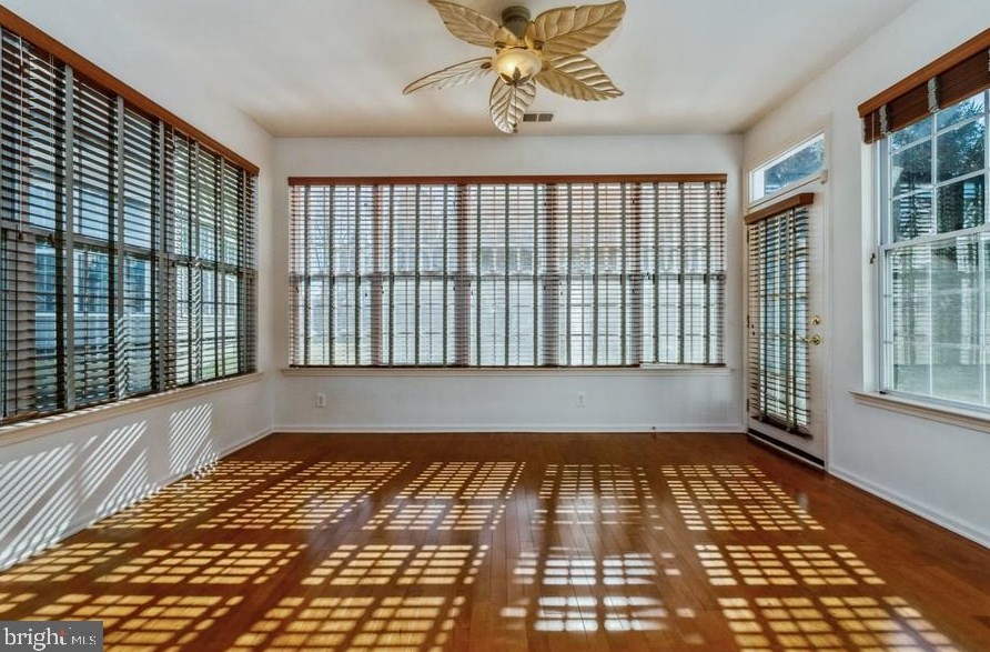 18 Missy Ln, Monroe Twp NJ 08831-3768 exterior