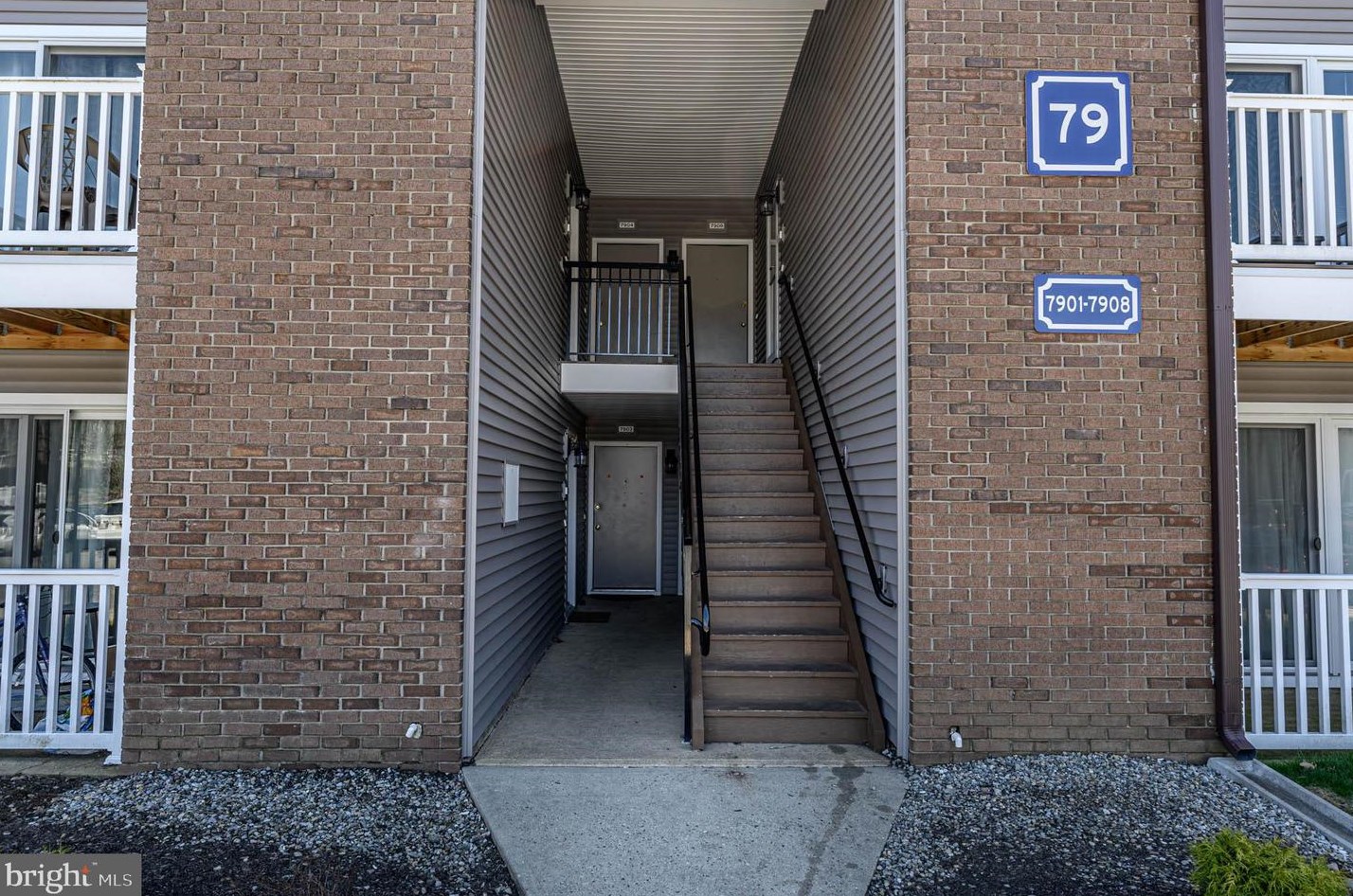 7904 Tamarron Dr, Plainsboro, NJ 08536