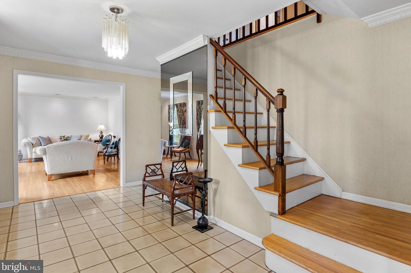 13 Hardley Dr, East Windsor, NJ 08512