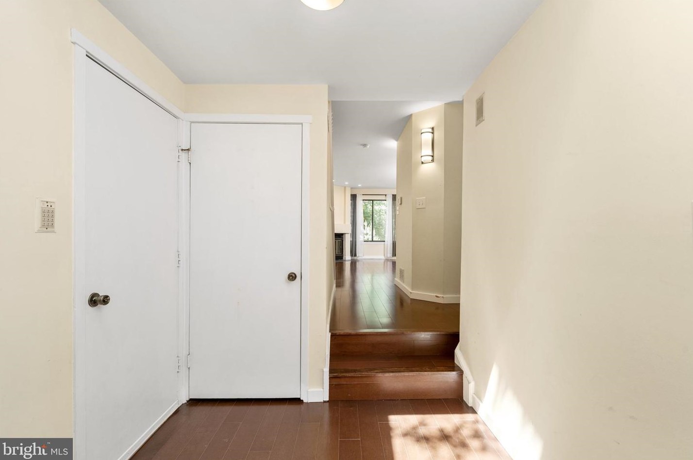 471 Sayre Dr, Princeton, NJ 08540