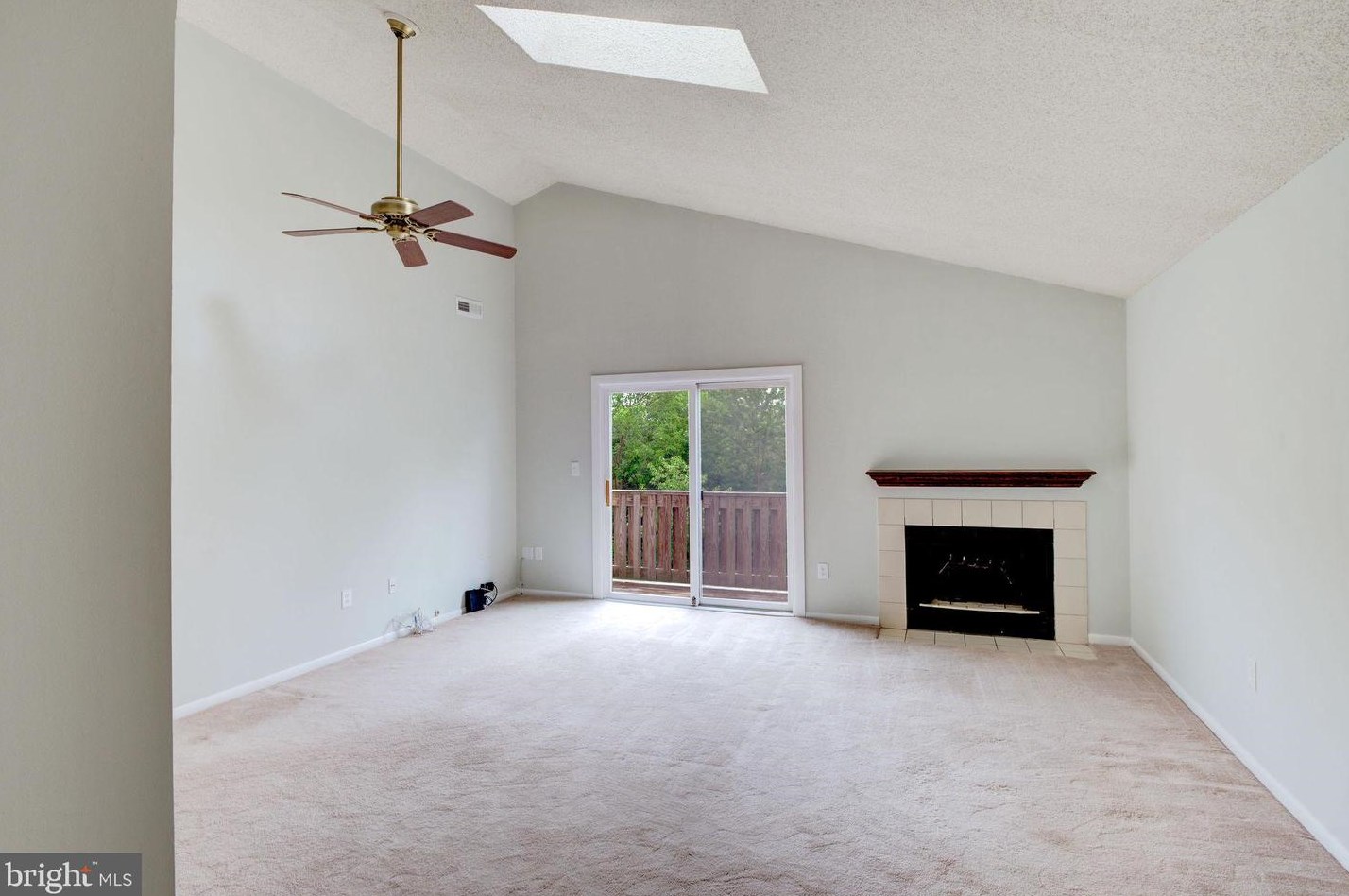 904 Ravens Crest Dr, Plainsboro, NJ 08536