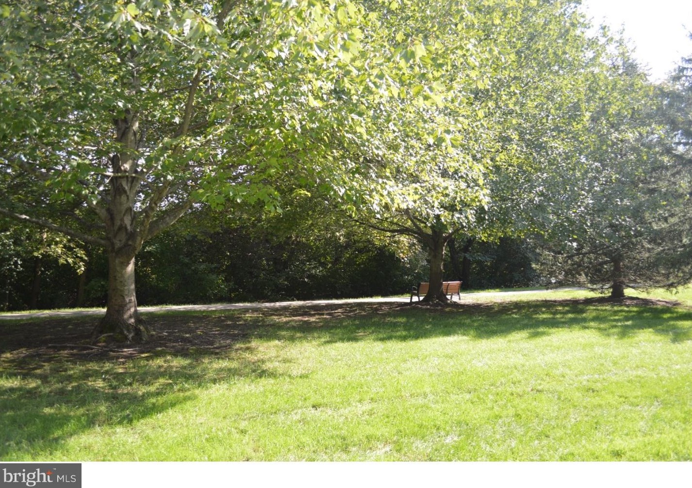 909 Ravens Crest Dr, Plainsboro, NJ 08536-2486