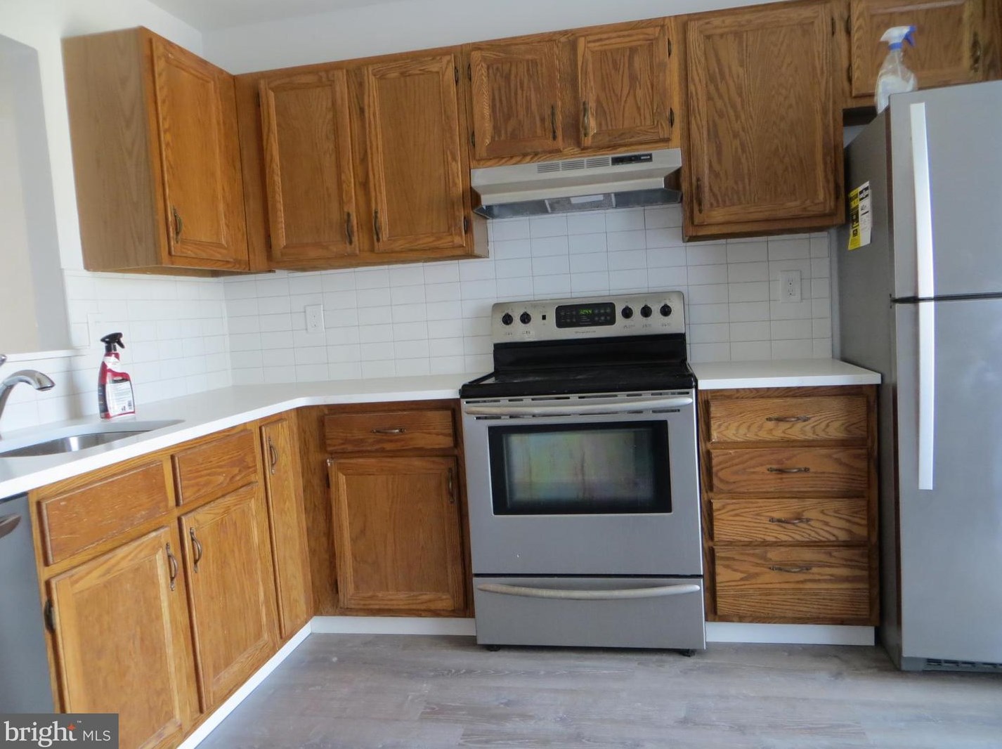 631 Madison Dr, Monroe Twp NJ  08831-5243 exterior