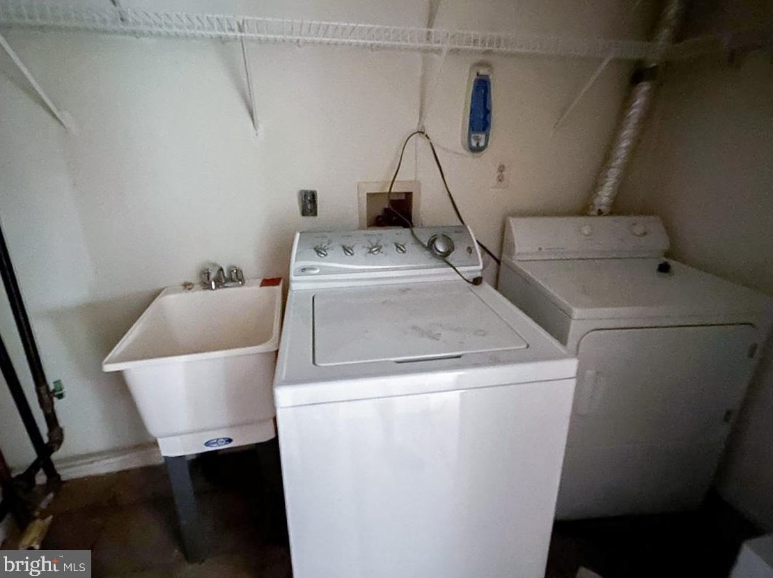 193 Tanager Dr, Monroe Twp NJ exterior