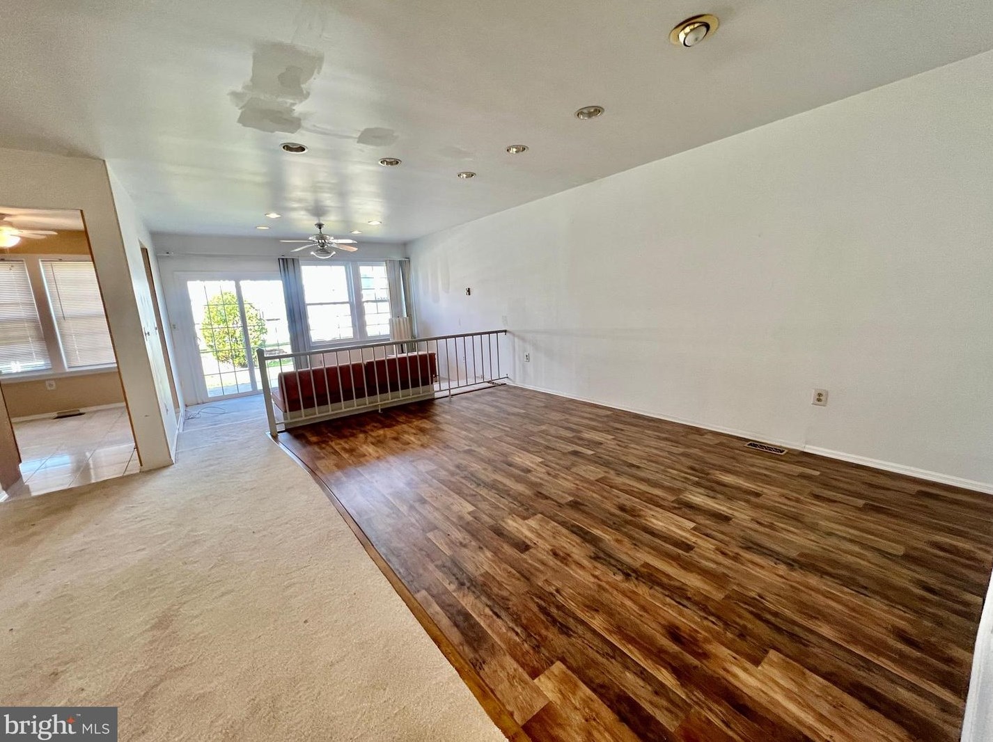 2 Benjamin Franklin Dr, Monroe Twp, NJ 08831-5422