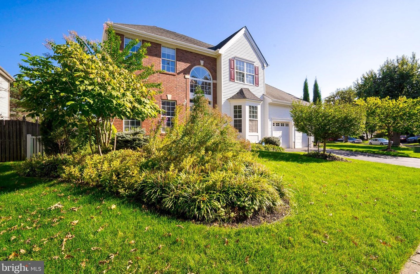 25 Larkspur Dr, South Brunswick, NJ 08810-1453