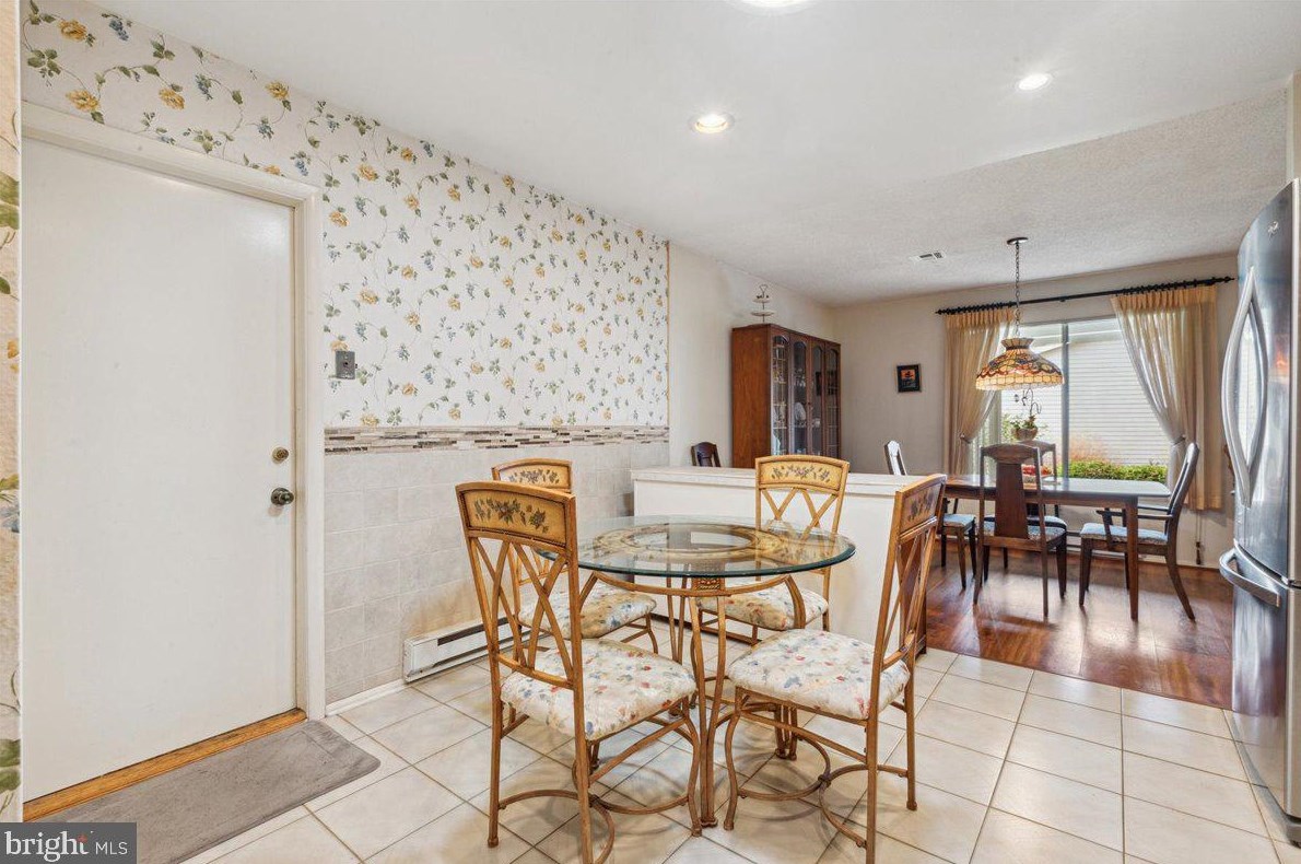 420 Andover Dr, Monroe Twp NJ 08831-7612 exterior