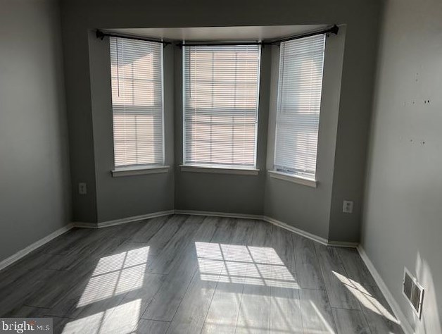 315 Wimbeldon Ct, New Brunswick NJ 08902-4227 exterior