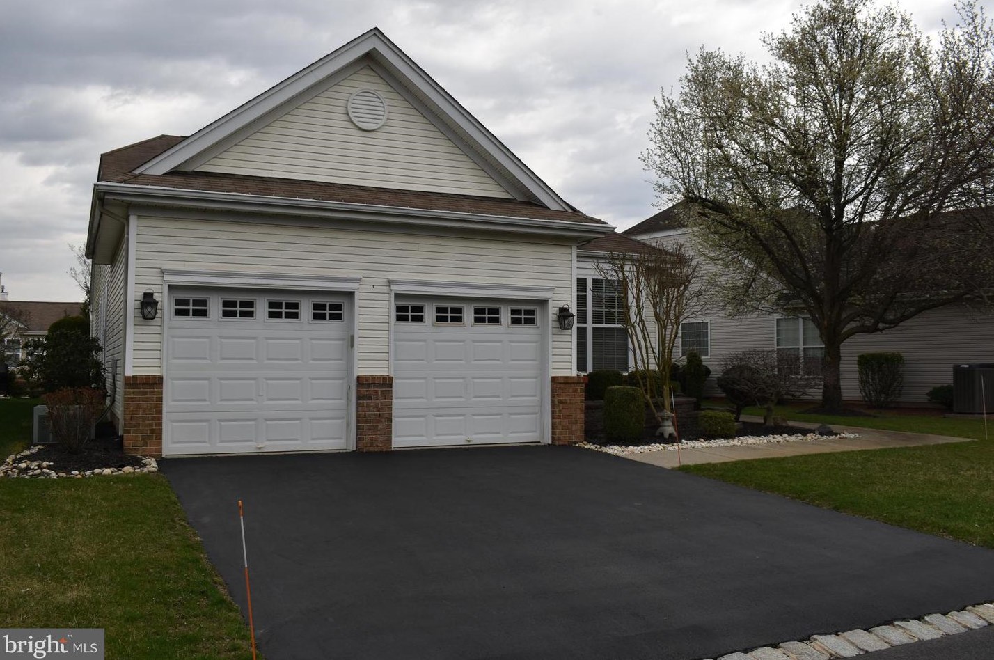 222 Spring Meadow Way, Monroe Twp, NJ 08831