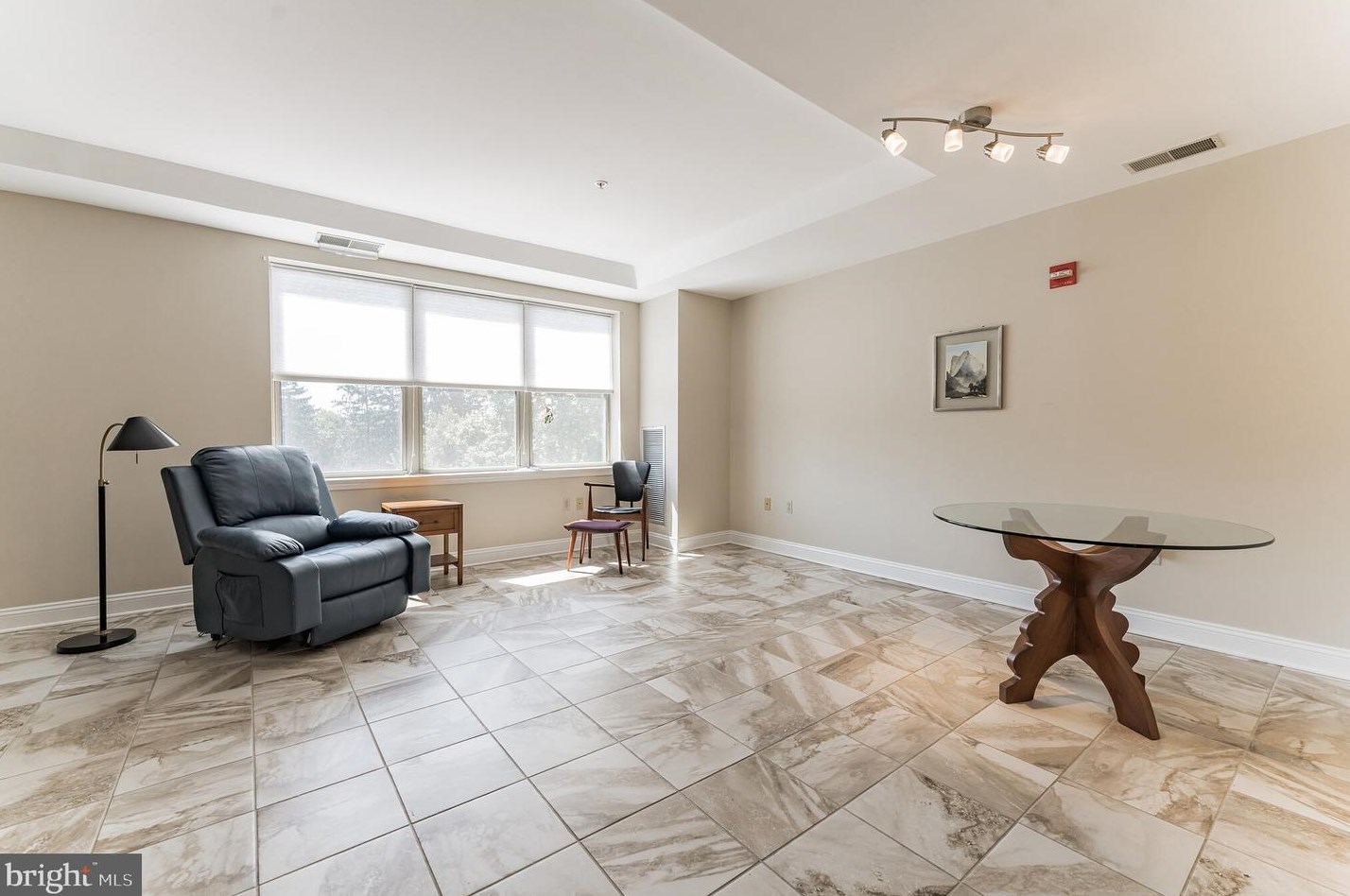 2304 Windrow Dr, Princeton NJ 08540-5020 exterior