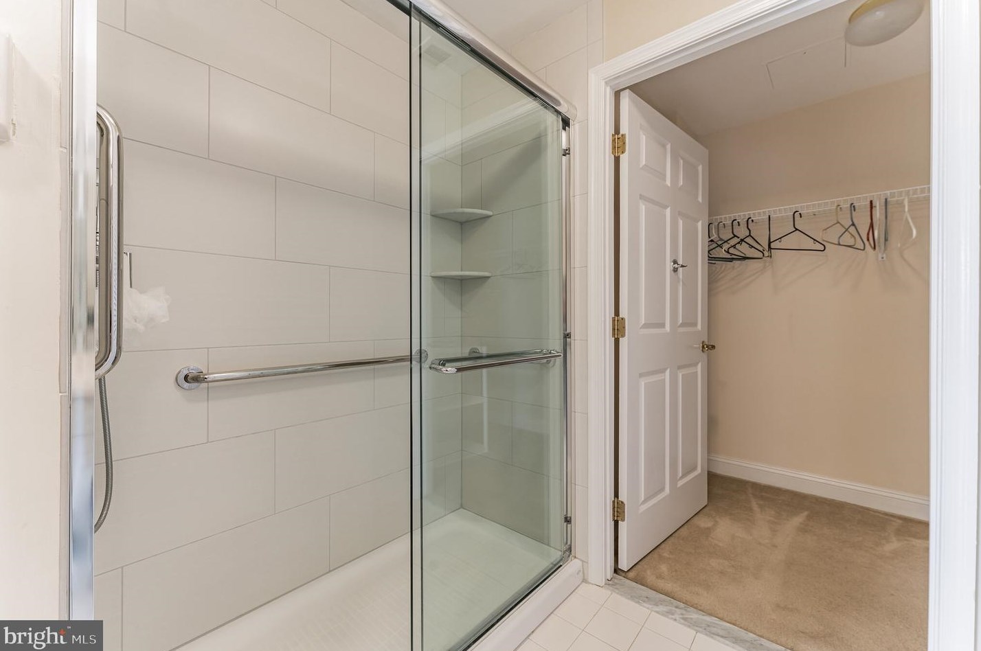 2304 Windrow Dr, Princeton NJ 08540-5020 exterior