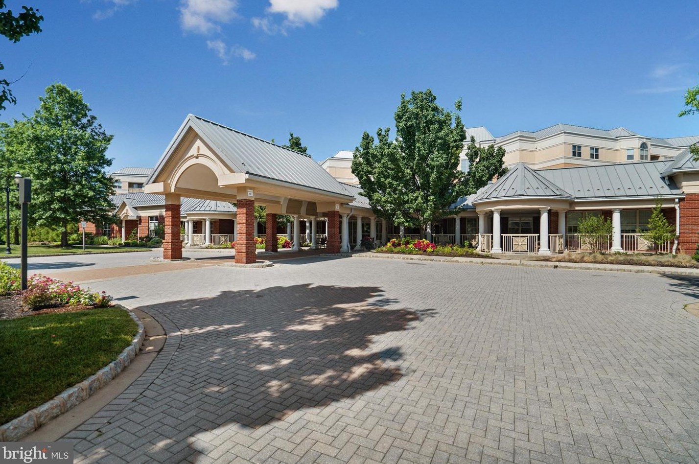 2304 Windrow Dr, Princeton NJ 08540-5020 exterior