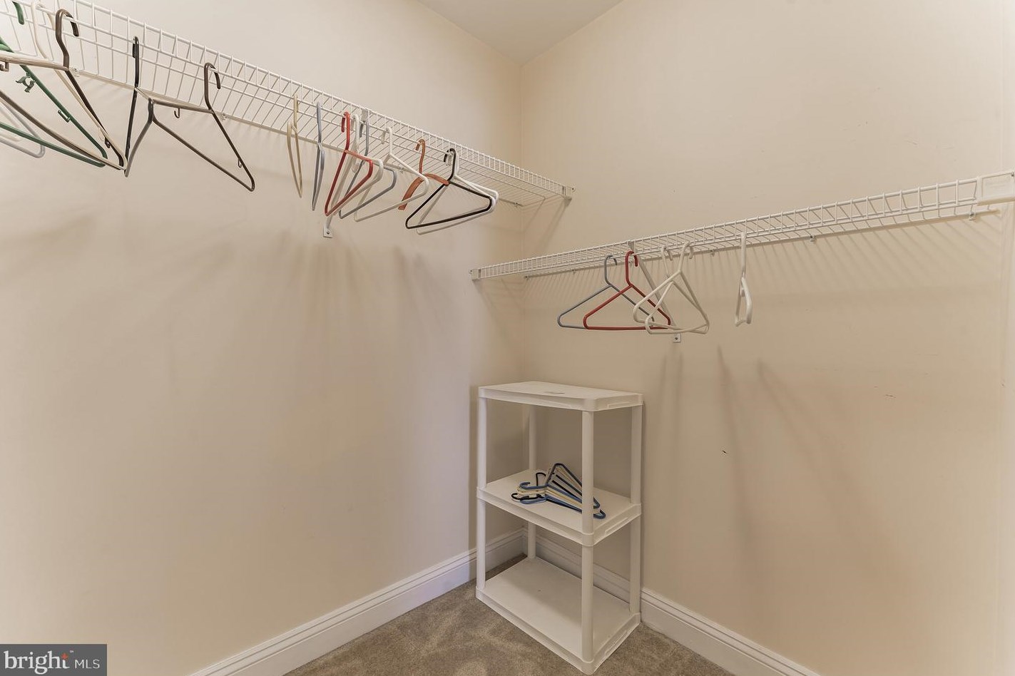 2304 Windrow Dr, Princeton NJ 08540-5020 exterior