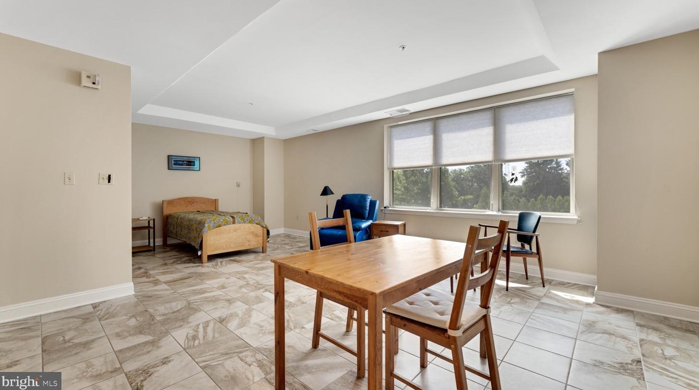 2304 Windrow Dr, Princeton NJ 08540-5020 exterior