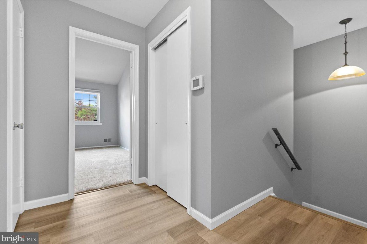 12 Miriam Ct, South Brunswick NJ 08810-1328 exterior