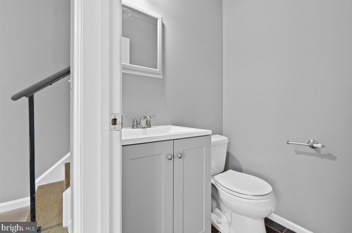 12 Miriam Ct, South Brunswick NJ 08810-1328 exterior