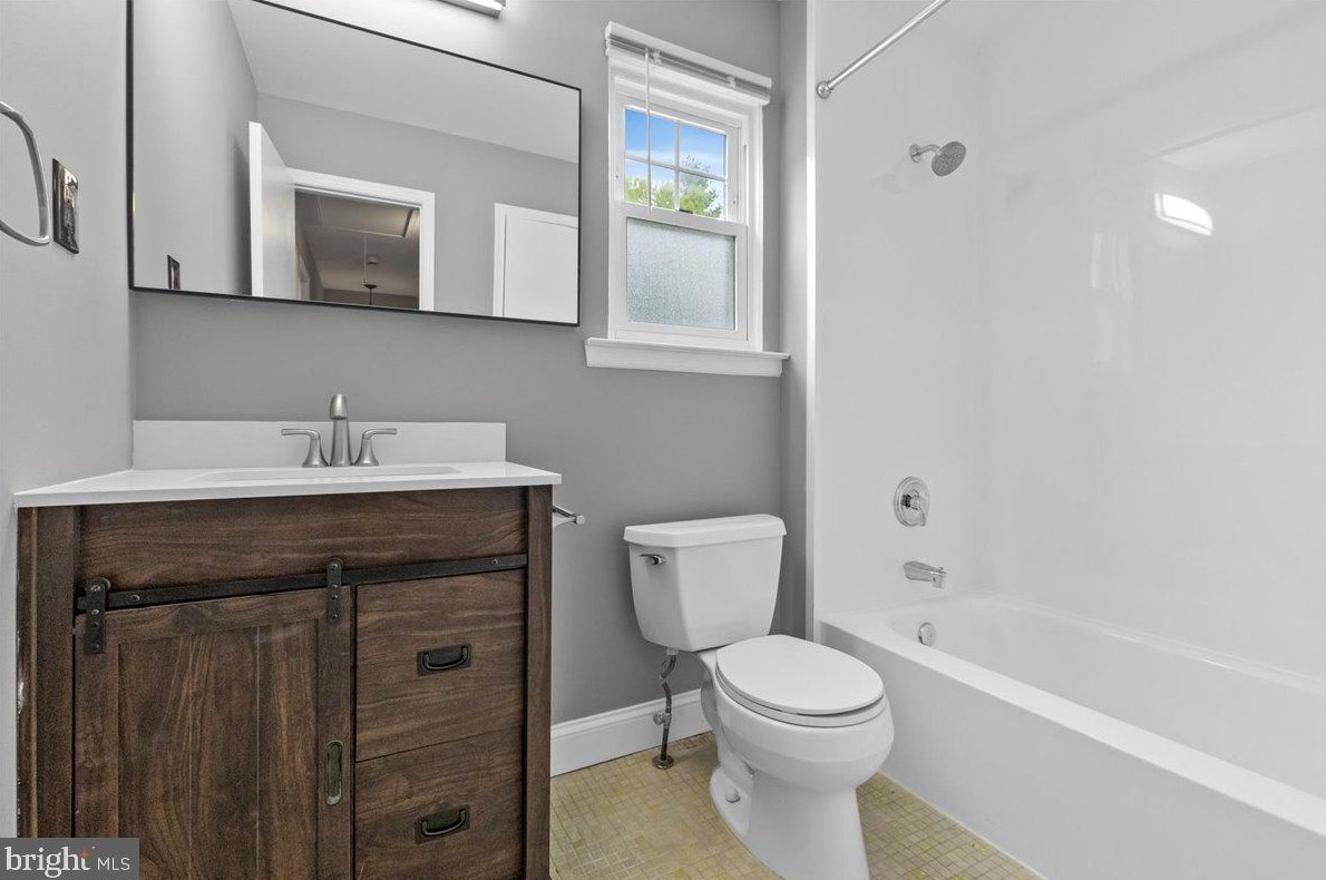 12 Miriam Ct, South Brunswick NJ 08810-1328 exterior