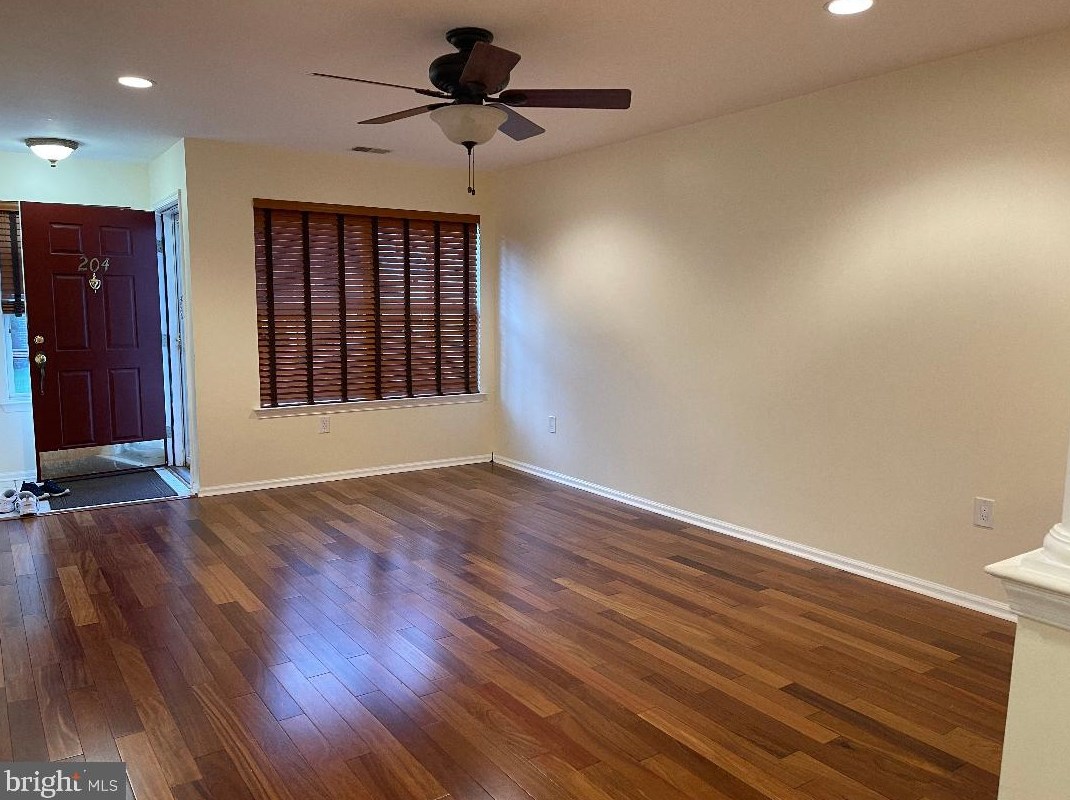 204 Berkshire Dr, Princeton, NJ 08540-9467
