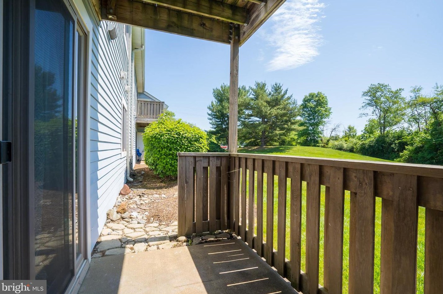 311 Aspen Dr, Plainsboro NJ  08536-3627 exterior