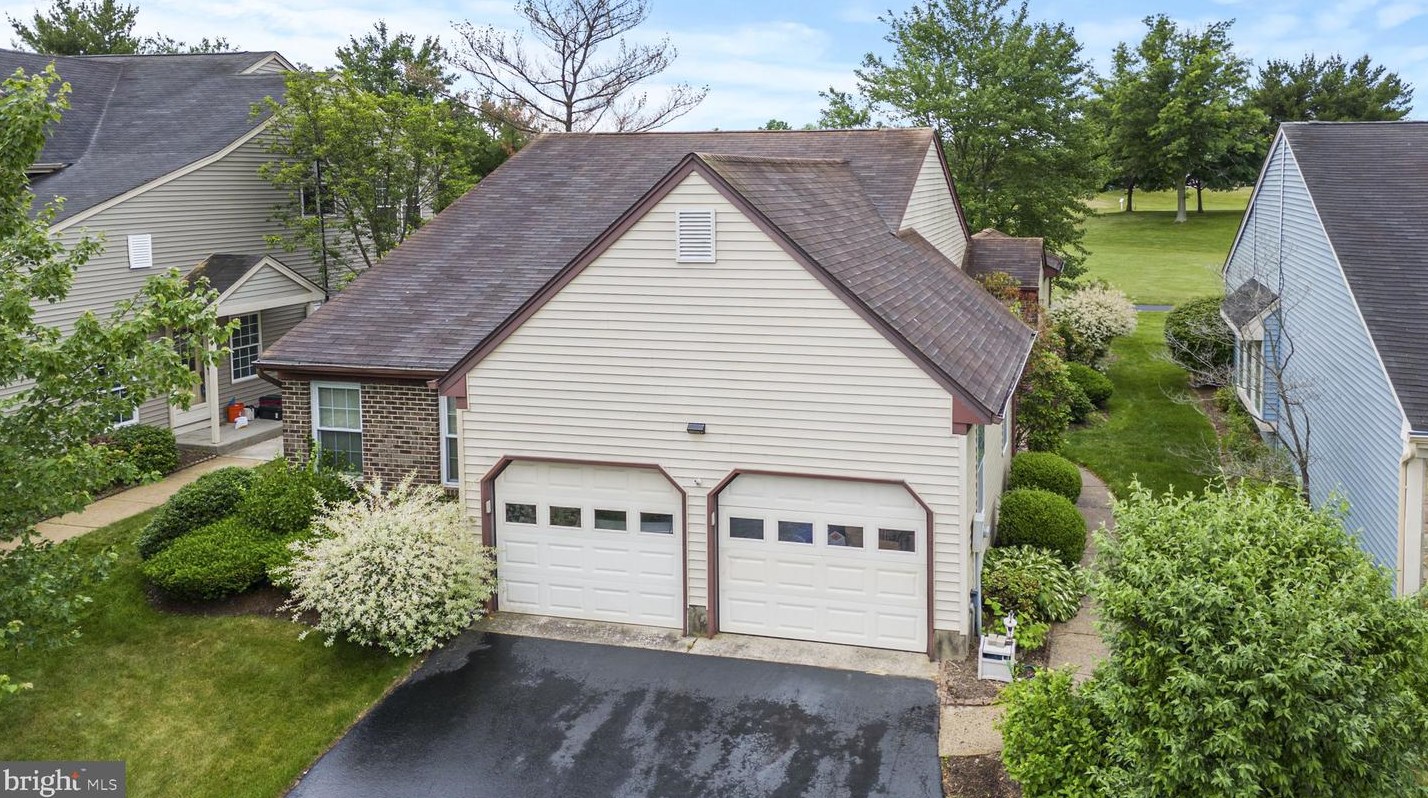12 Daniel Webster Ave, Monroe Township, NJ 08831