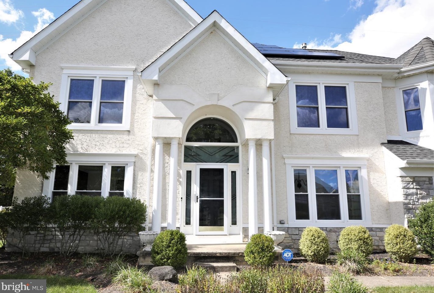 22 Kinglet Dr N, East Windsor, NJ 08512
