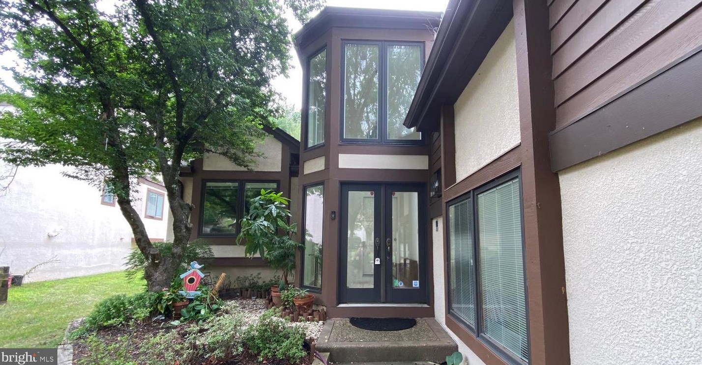 238 Sayre Dr, Princeton, NJ 08540