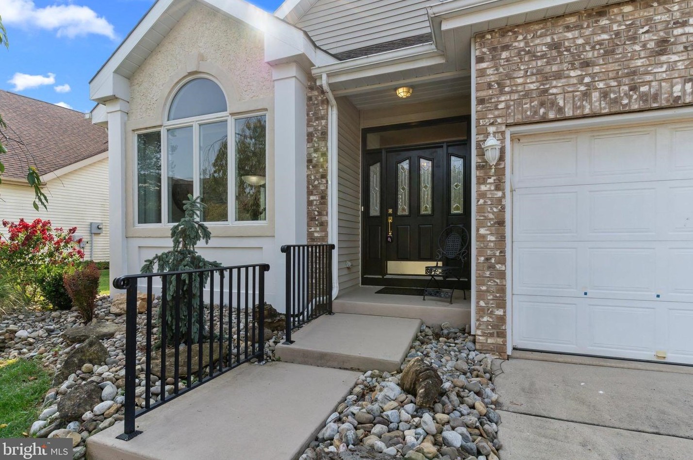 103 Leeds Ln, Monroe Twp, NJ 08831-2619