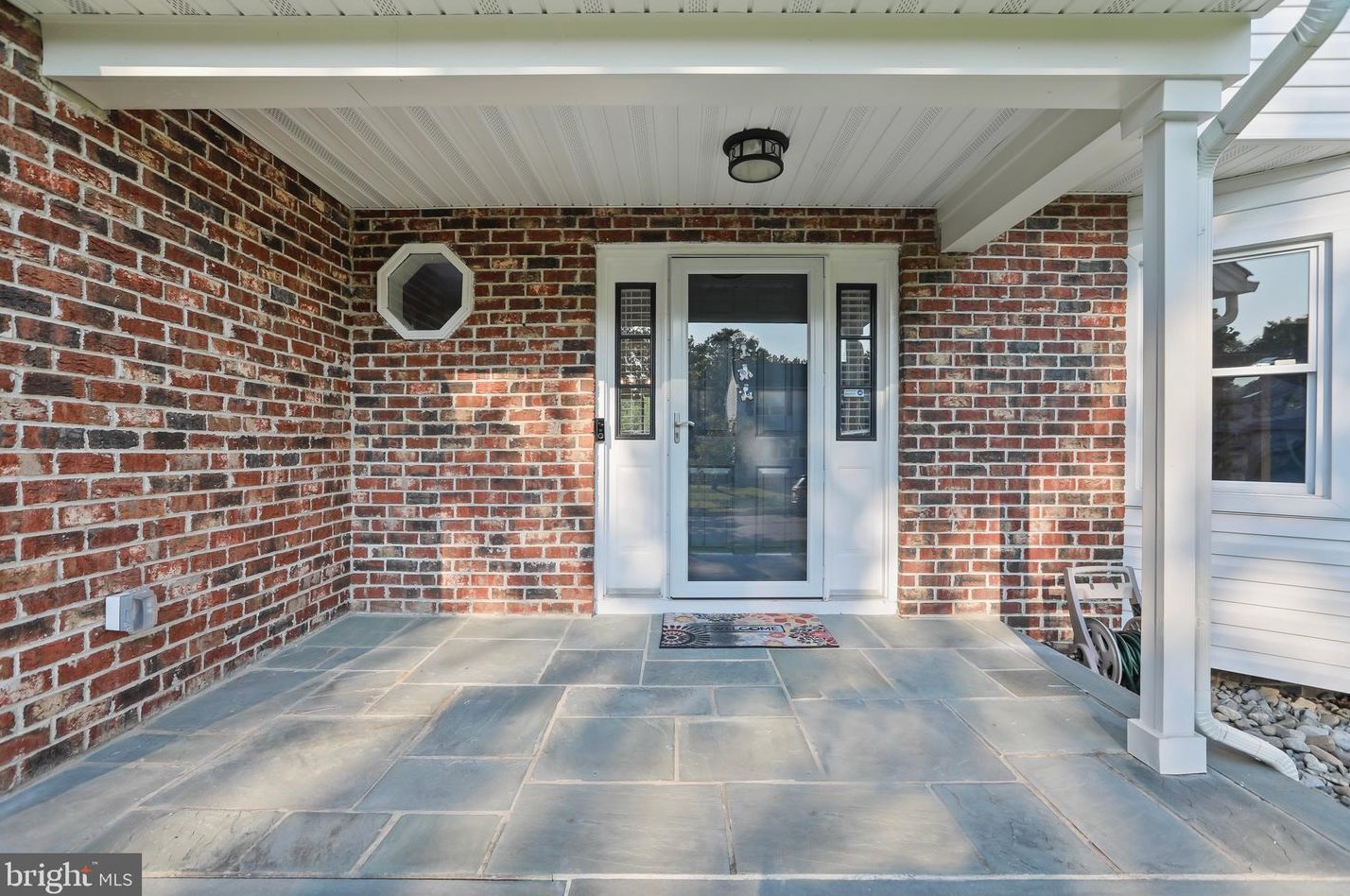 49 Liberty Dr, South Brunswick, NJ 08810