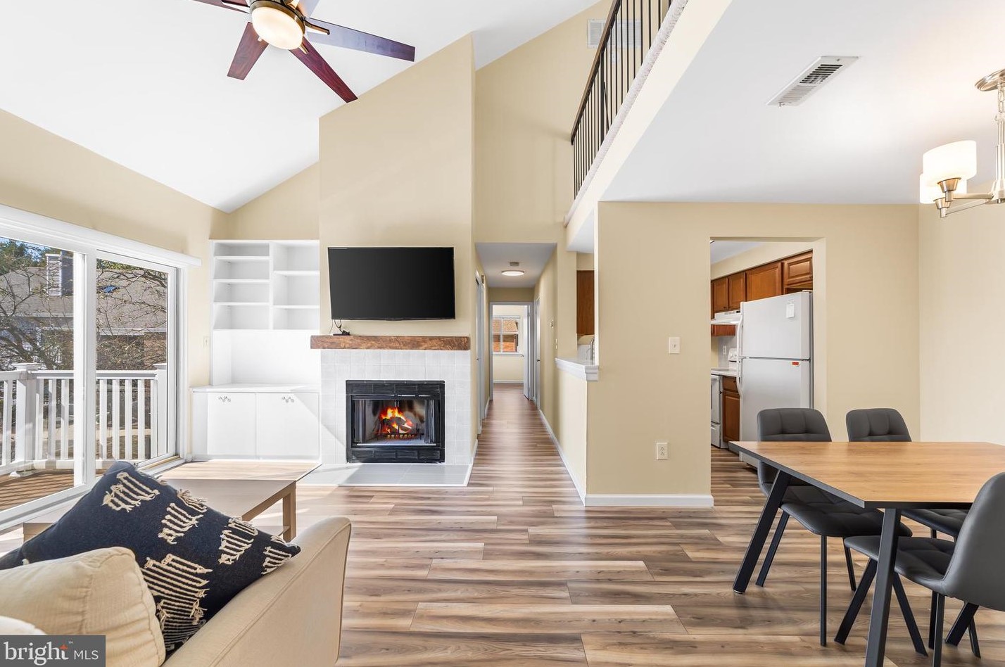 8202 Tamarron Dr, Plainsboro, NJ 08536