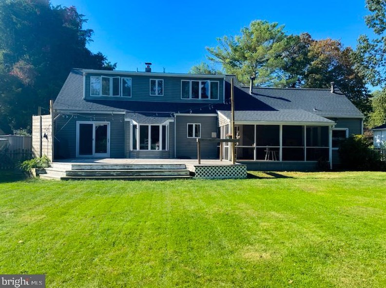 35 Pinehurst Dr, Tuckerton, NJ 08087-1912