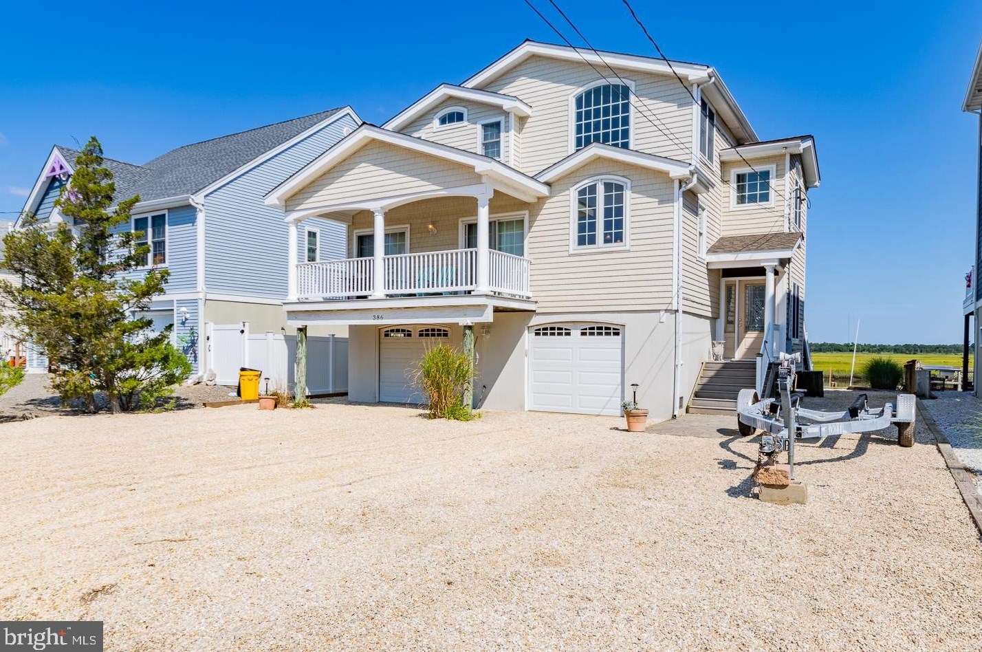 386 Kingfisher Rd, Tuckerton, NJ 08087-2412