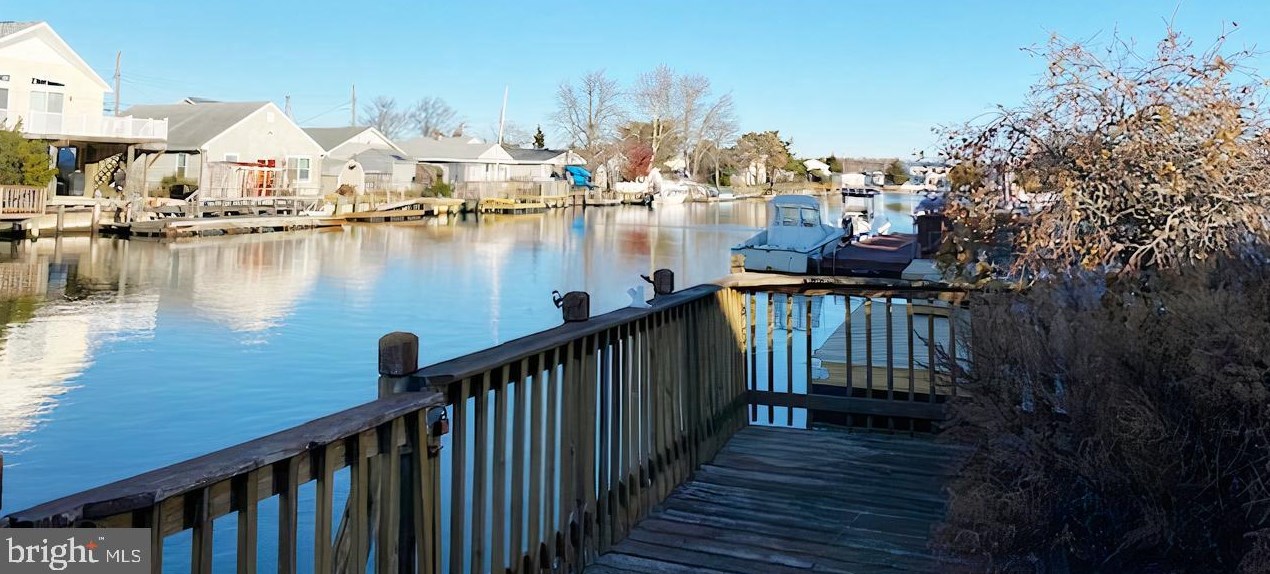 1064 Radio Rd, Tuckerton NJ  08087-1517 exterior