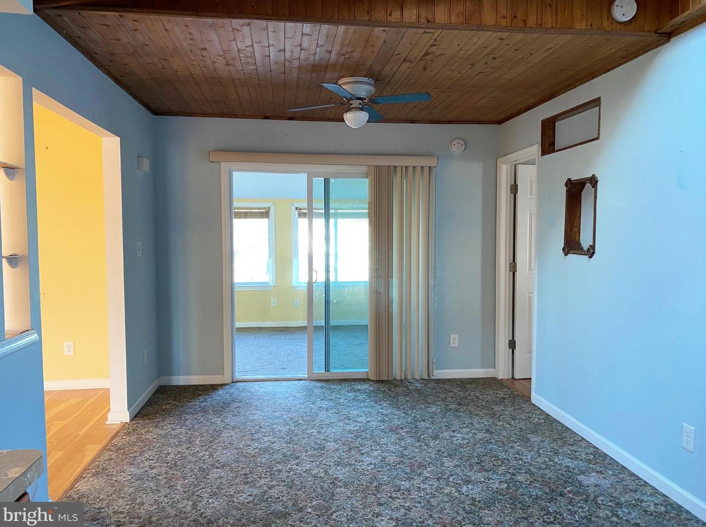 1064 Radio Rd, Tuckerton NJ  08087-1517 exterior