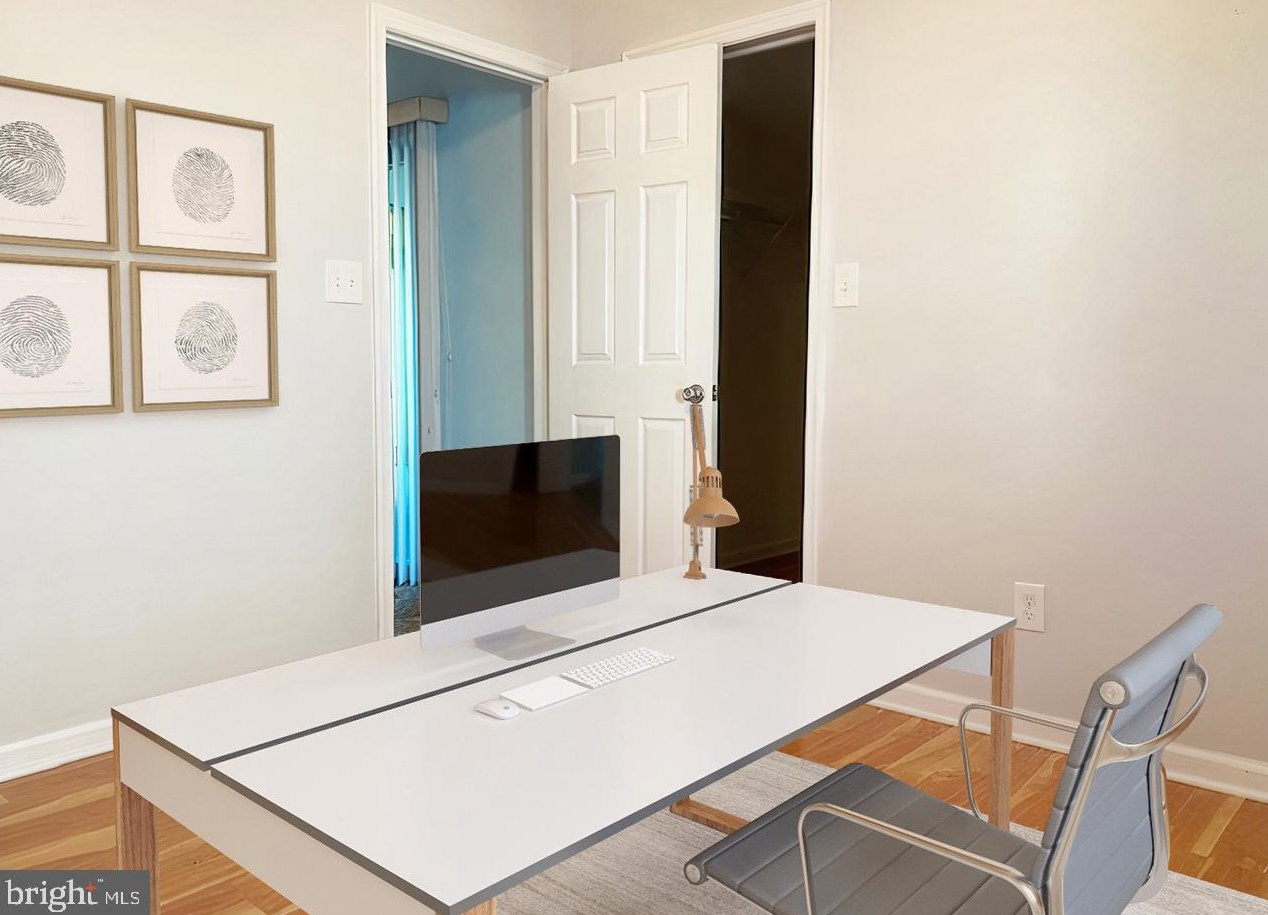 1064 Radio Rd, Tuckerton NJ  08087-1517 exterior