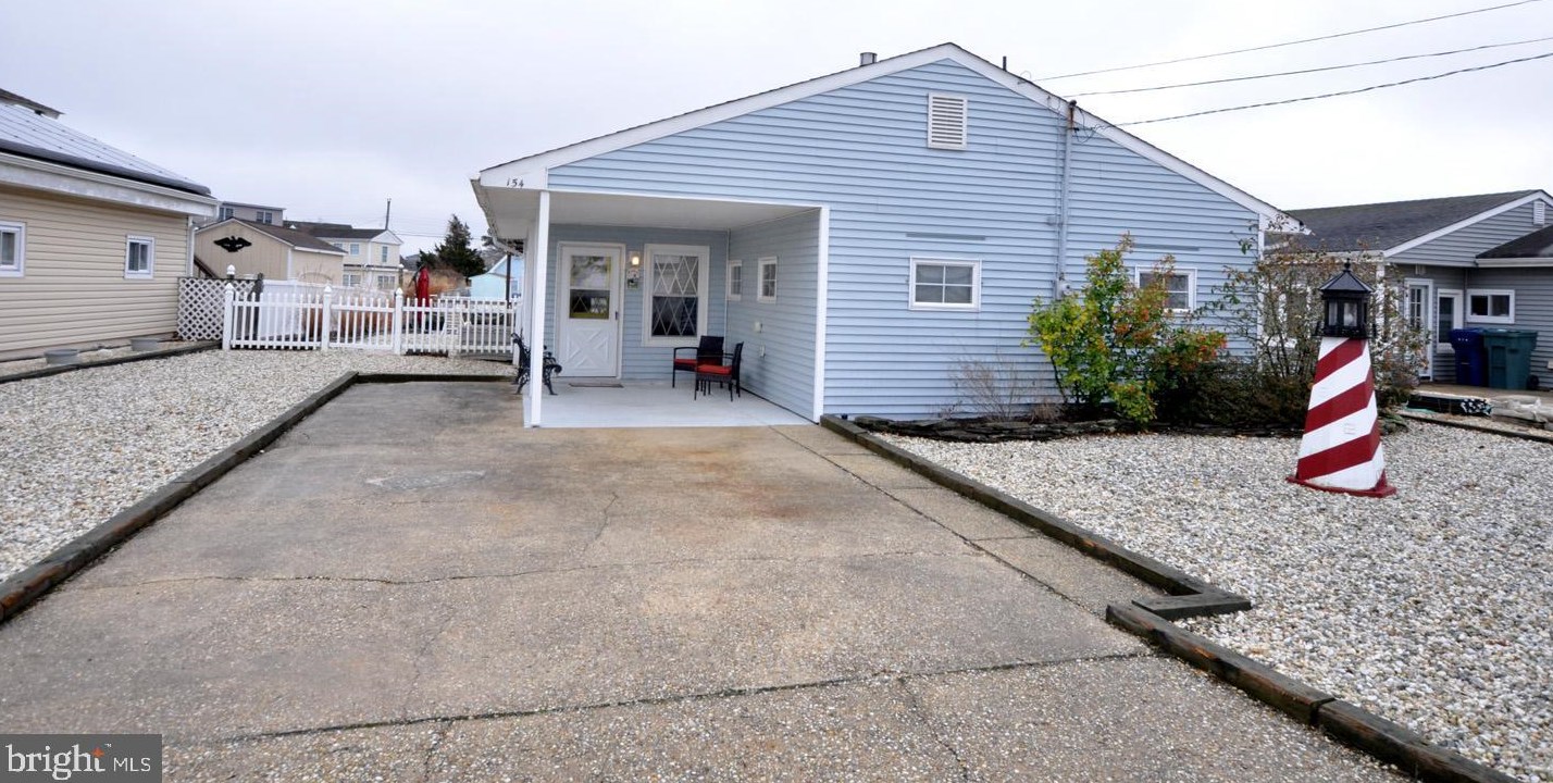 154 Ensign Dr, Tuckerton, NJ 08087-1510