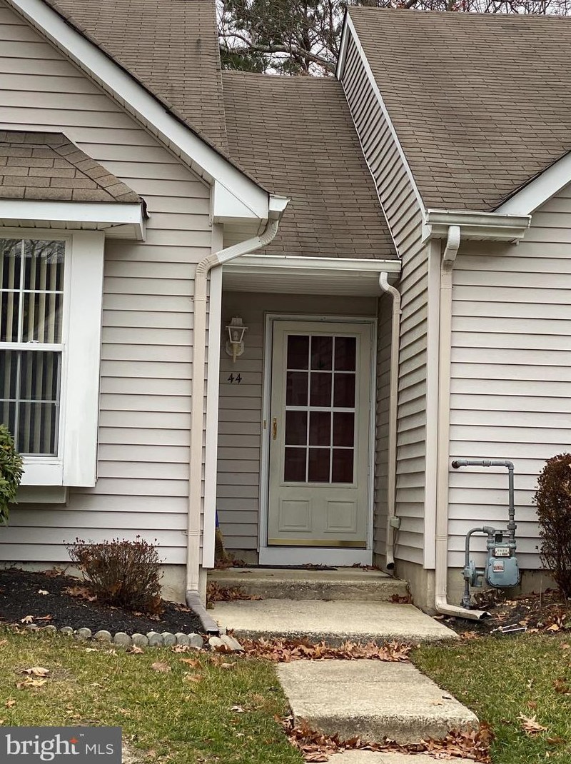44 Westchester Dr, Tuckerton, NJ 08087-3010