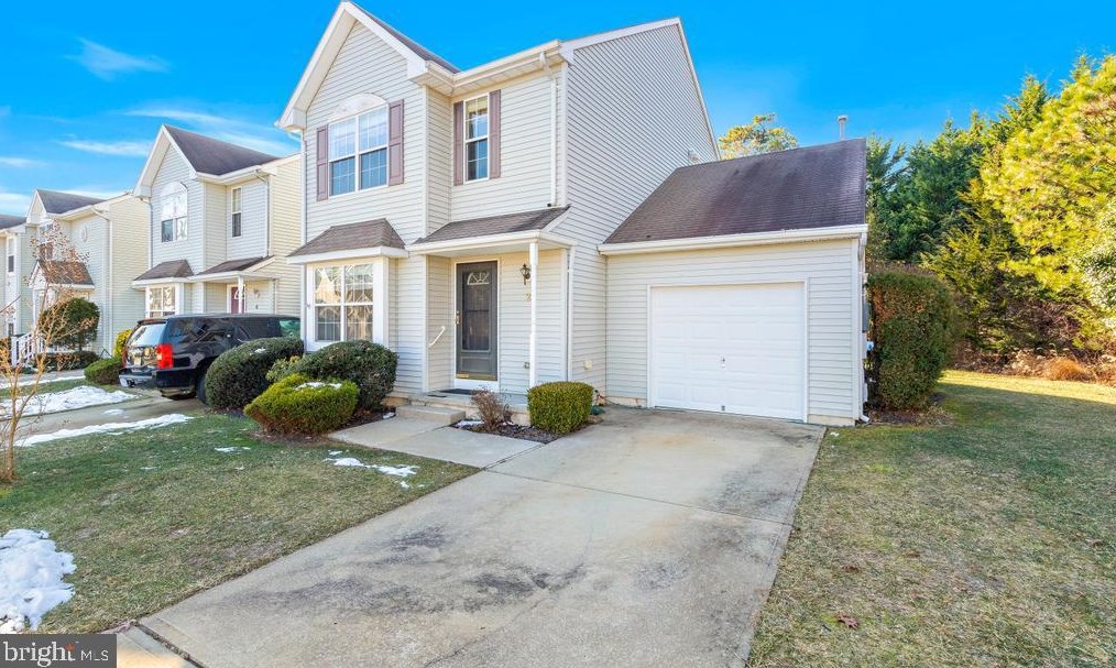 2 Timberline Dr, Tuckerton, NJ 08087-3054