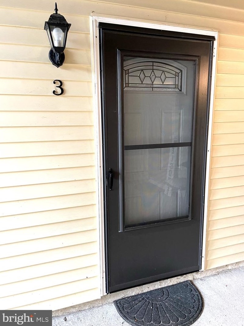 3 Scotch Pine Dr, Tuckerton, NJ 08087-1857