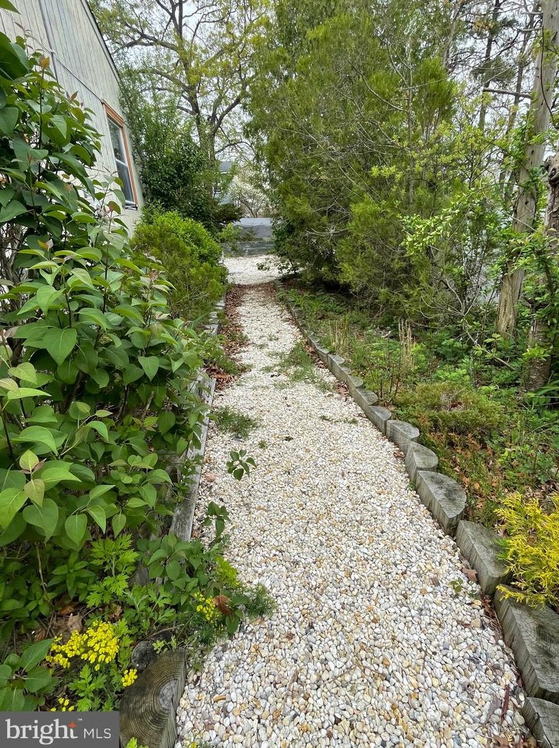 507 Coral Ln, Cedar Bonnet Island, NJ 08050