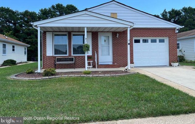 56 Pulaski Blvd, Toms River, NJ 08757-6425