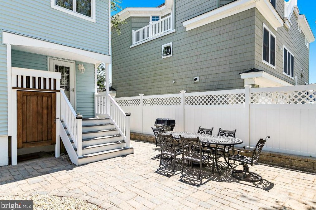 2214 Beach Ave, Long Beach Township NJ  08008-2450 exterior