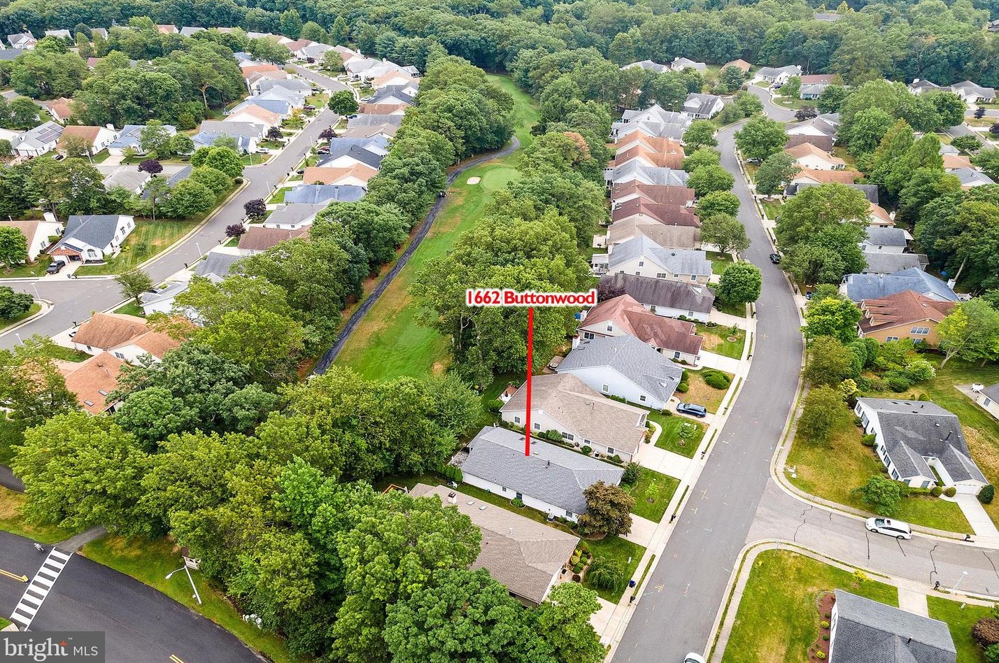 1662 Buttonwood Ave, Toms River, NJ 08755-0815