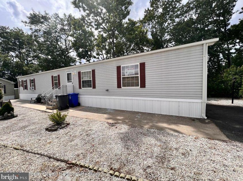 612 Cozy Way, Toms River, NJ 08755-1143