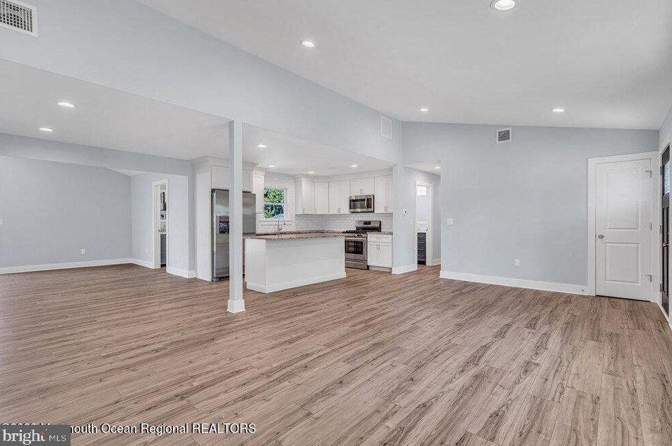 801 Middlesex St, Toms River NJ 08757-2521 exterior