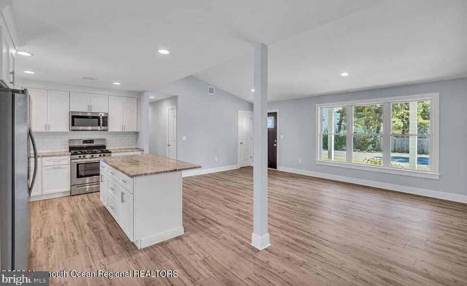 801 Middlesex St, Toms River NJ 08757-2521 exterior