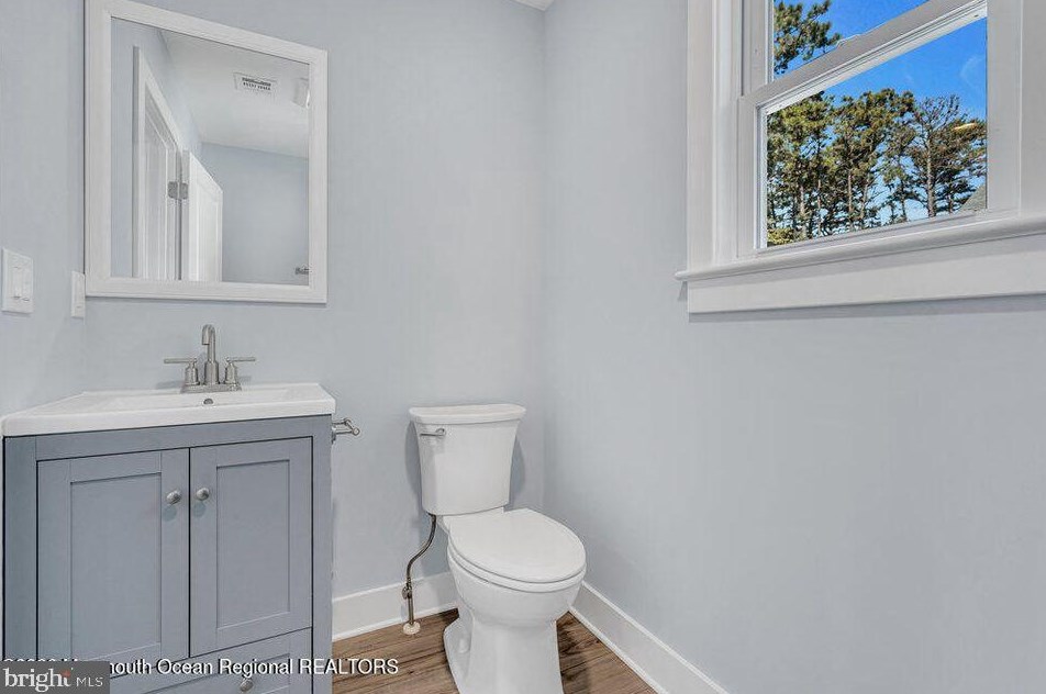 801 Middlesex St, Toms River NJ 08757-2521 exterior