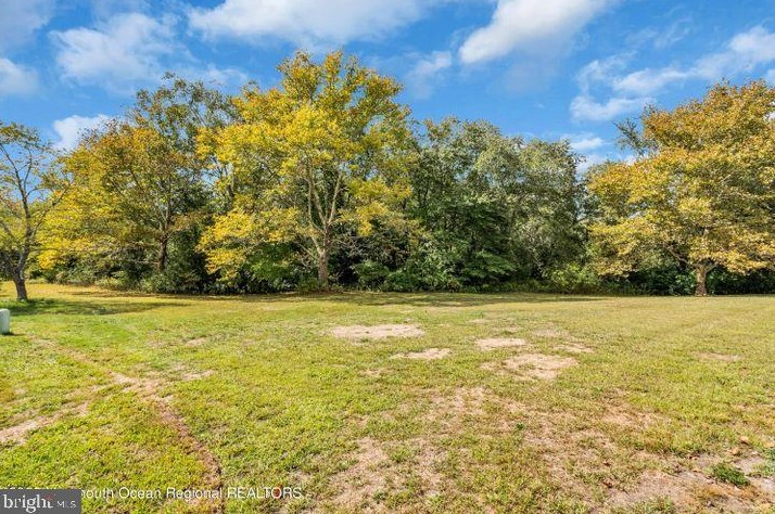 916 Peaceful Way, Toms River NJ  08755-1194 exterior