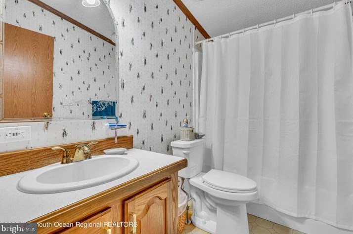 916 Peaceful Way, Toms River NJ  08755-1194 exterior