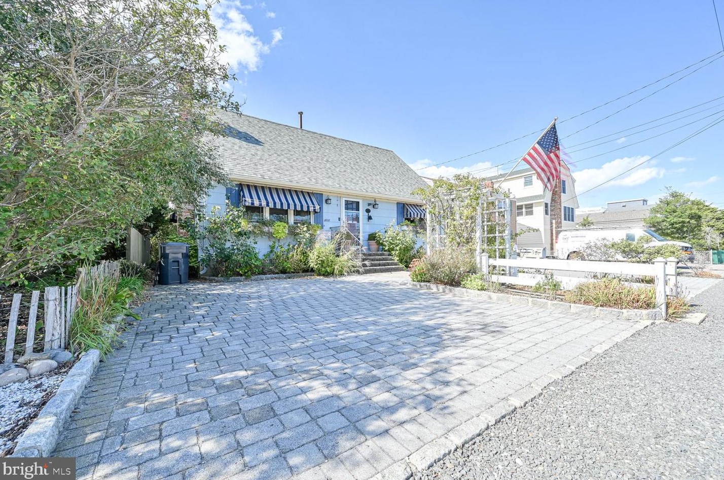 1808 S Bay Ave, Long Beach Township, NJ 08008
